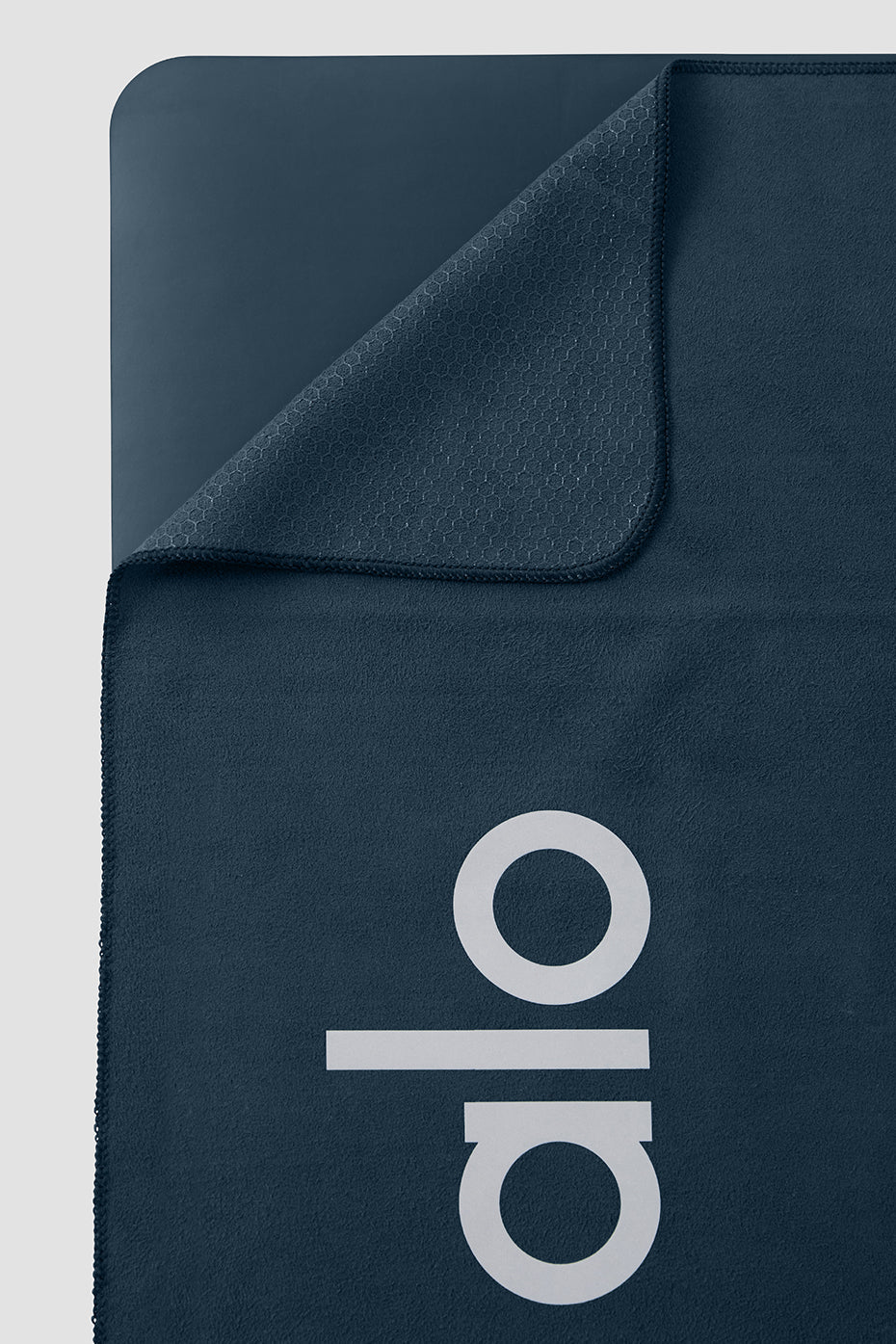Grounded No-Slip Towel - Eclipse — photo 2