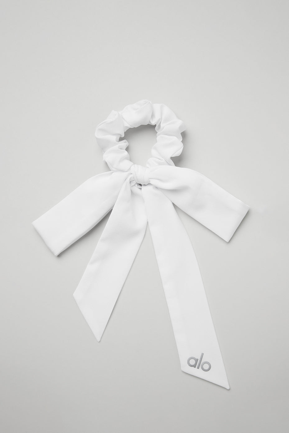 Love Knots Tie Scrunchie - White — photo 1