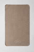 Performance No Sweat Hand Towel - Gravel — photo 1