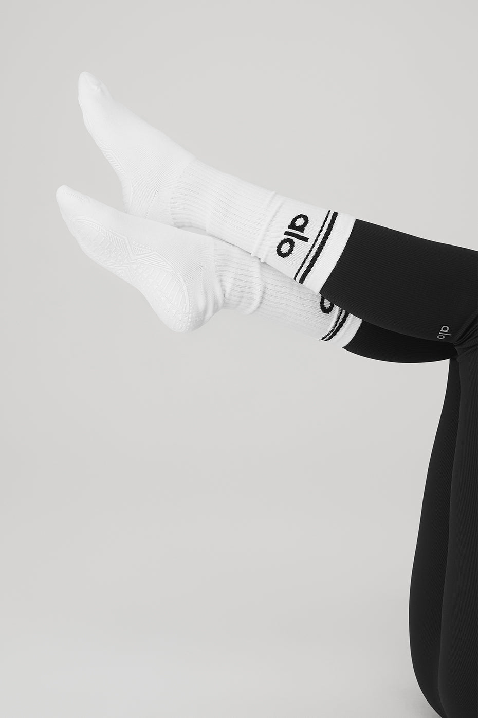 Women's Throwback Barre Sock - White/Black — photo 4