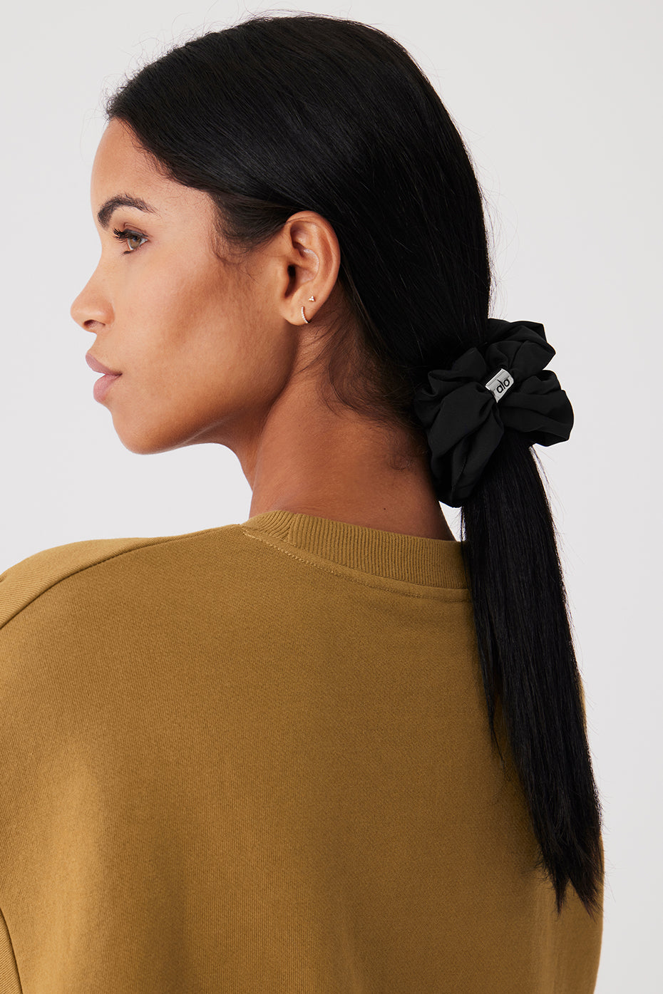 Bead It Oversized Scrunchie - Black — photo 2