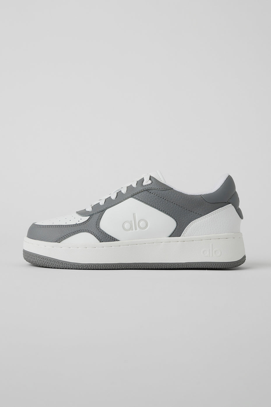 ALO Recovery Mode Sneaker - Grey/White — photo 1