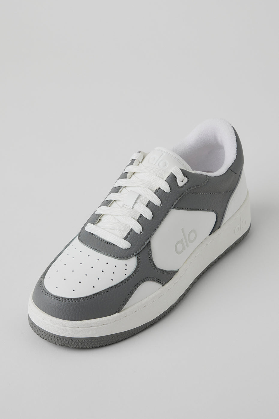 ALO Recovery Mode Sneaker - Grey/White — photo 4