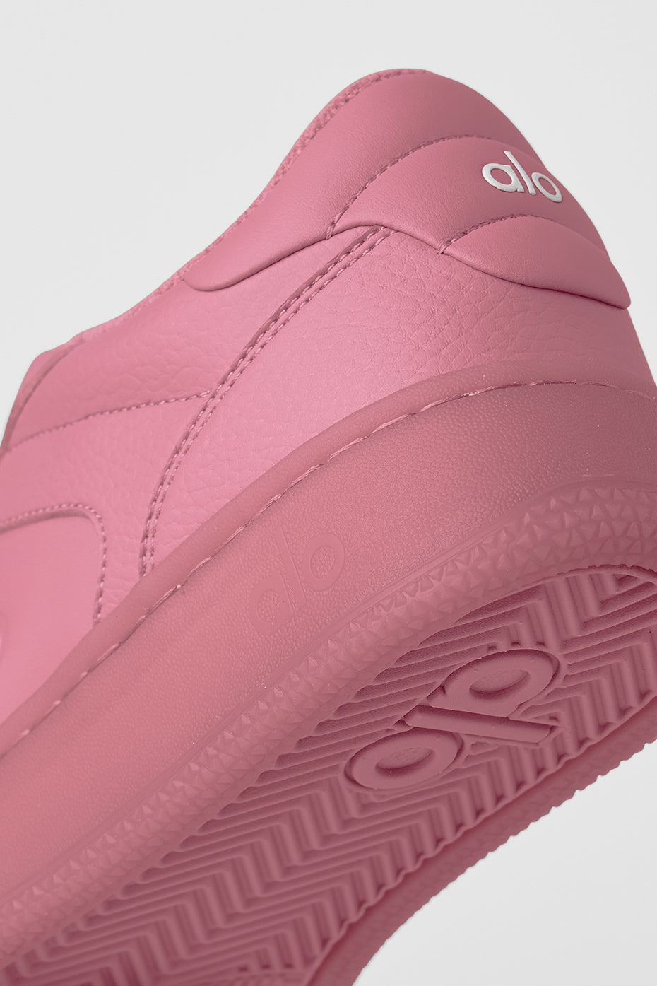 ALO Recovery Mode Sneaker - Pink Wild Rose — photo 5