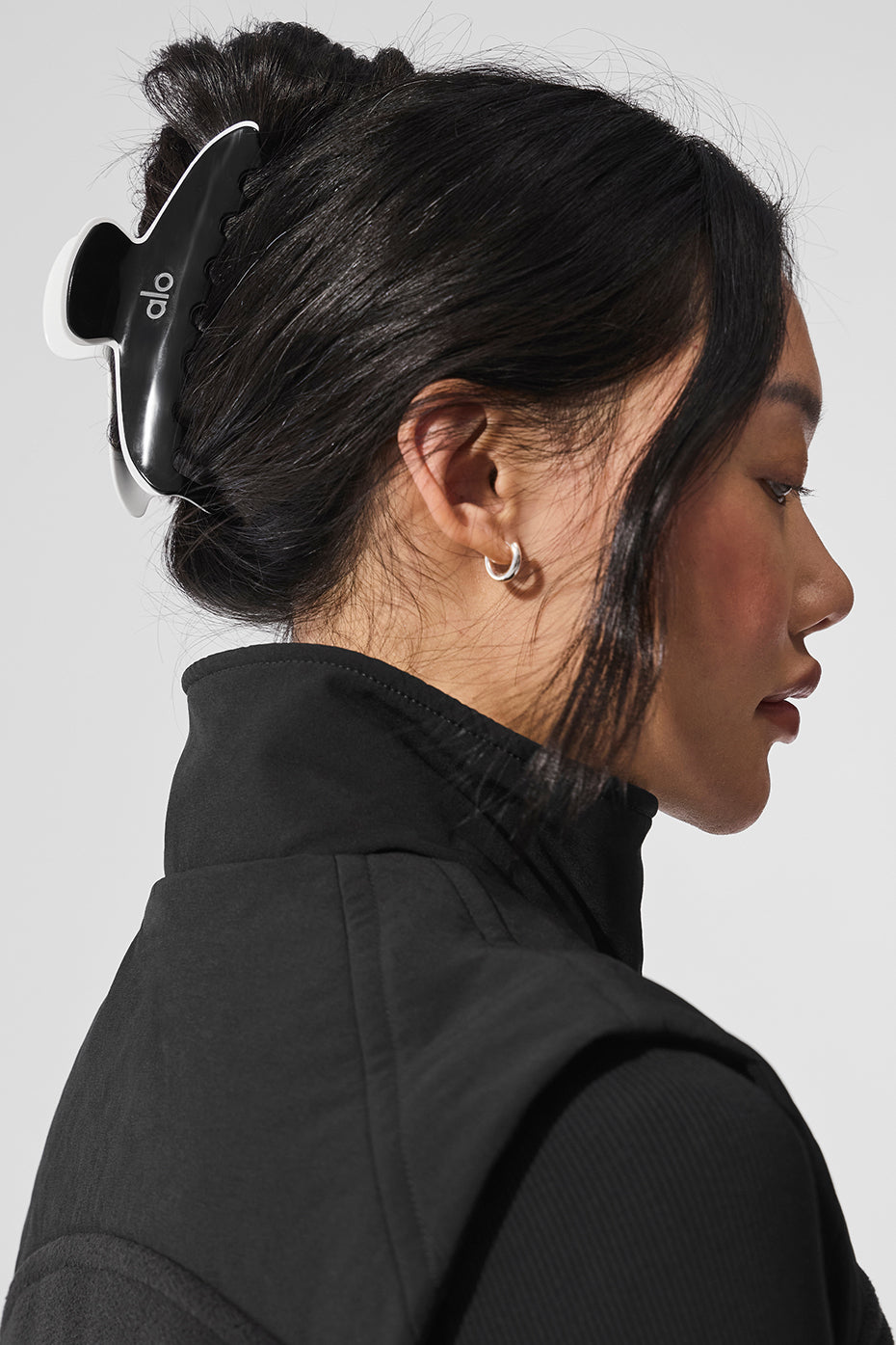 Outline Claw Clip - Black/White — photo 1