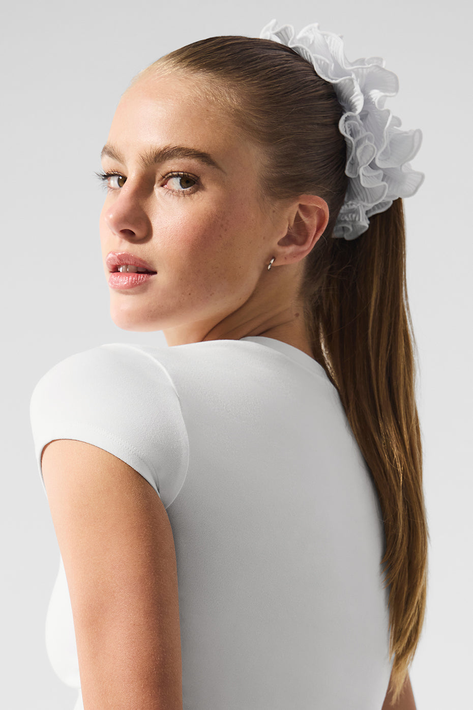 Micro Plisse Oversize Scrunchie - White — photo 2