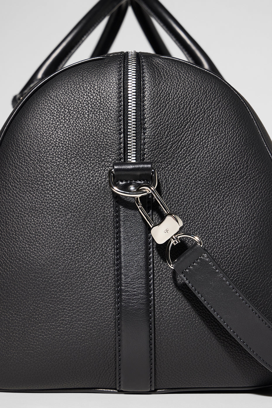 ALO Voyage Duffle - Black Leather — photo 6