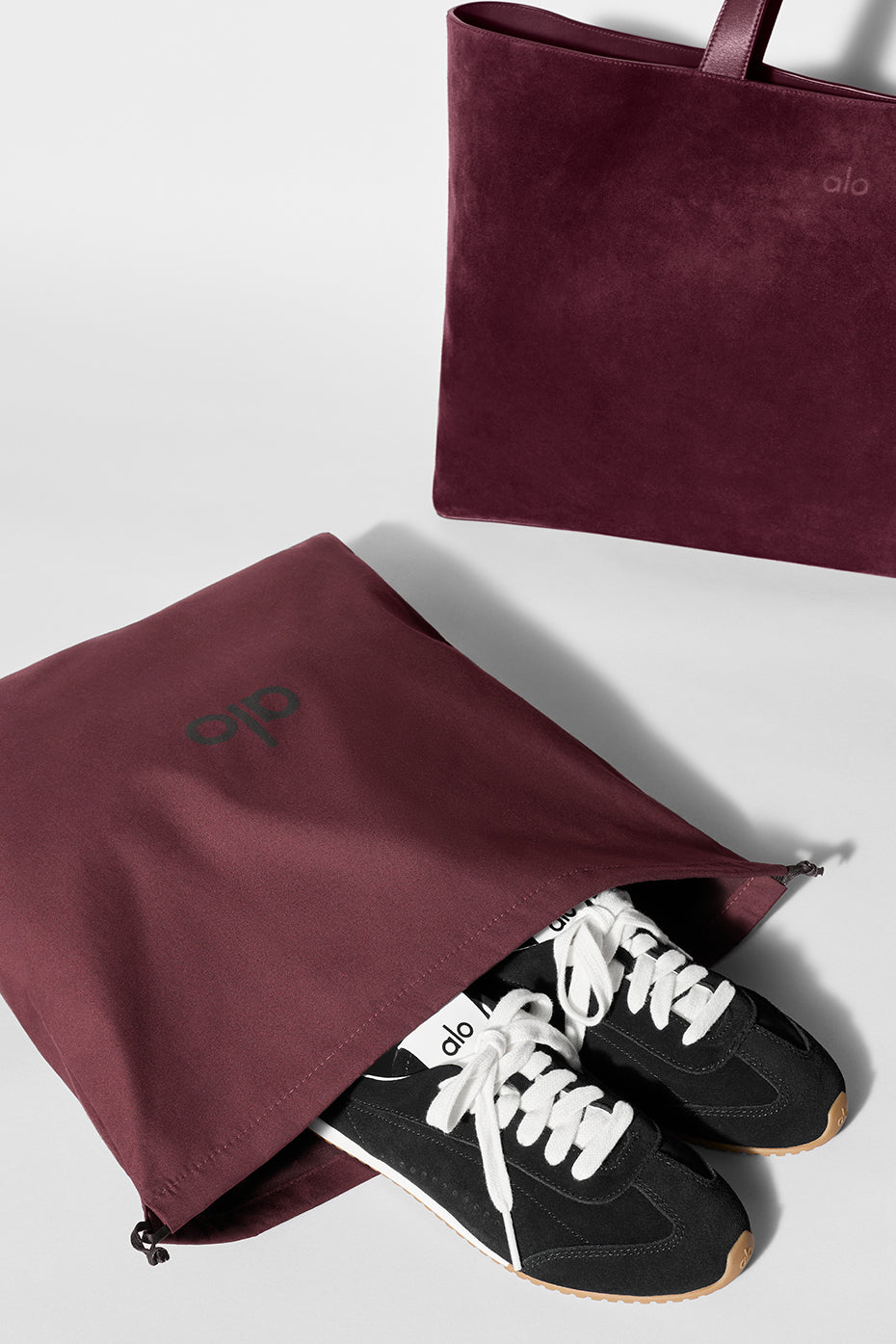ALO Tranquility Tote - Bordeaux Suede — photo 8