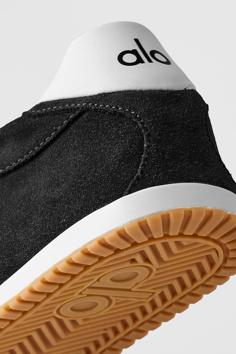 ALO Sunset Sneaker - Black — photo 6
