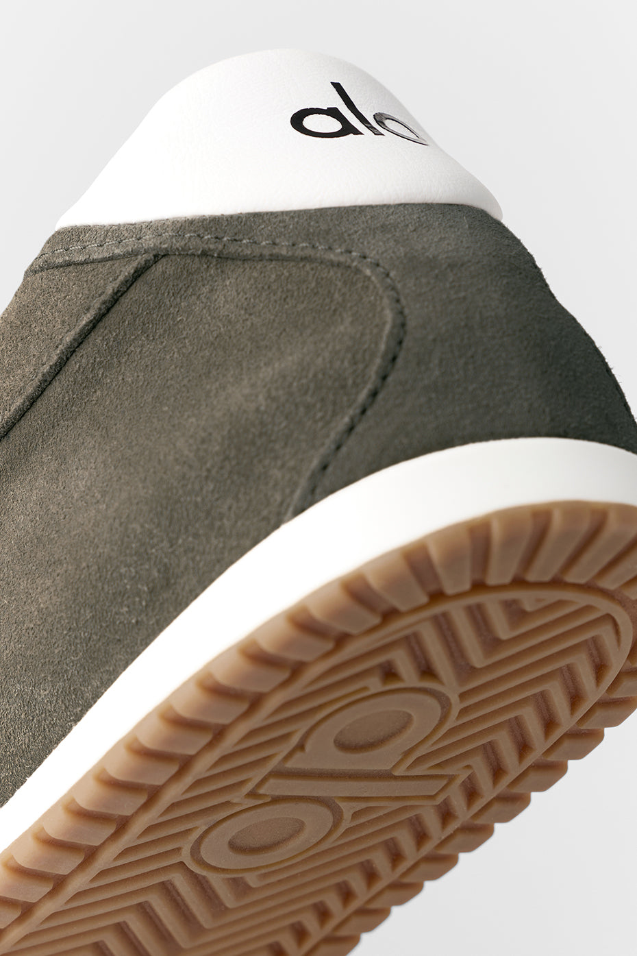 ALO Sunset Sneaker - Olive Tree — photo 6