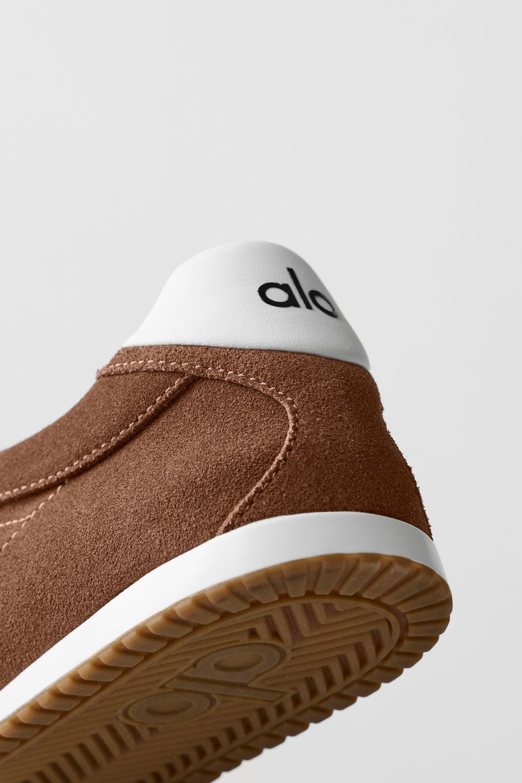ALO Sunset Sneaker - Rich Sun Kissed Brown — photo 6