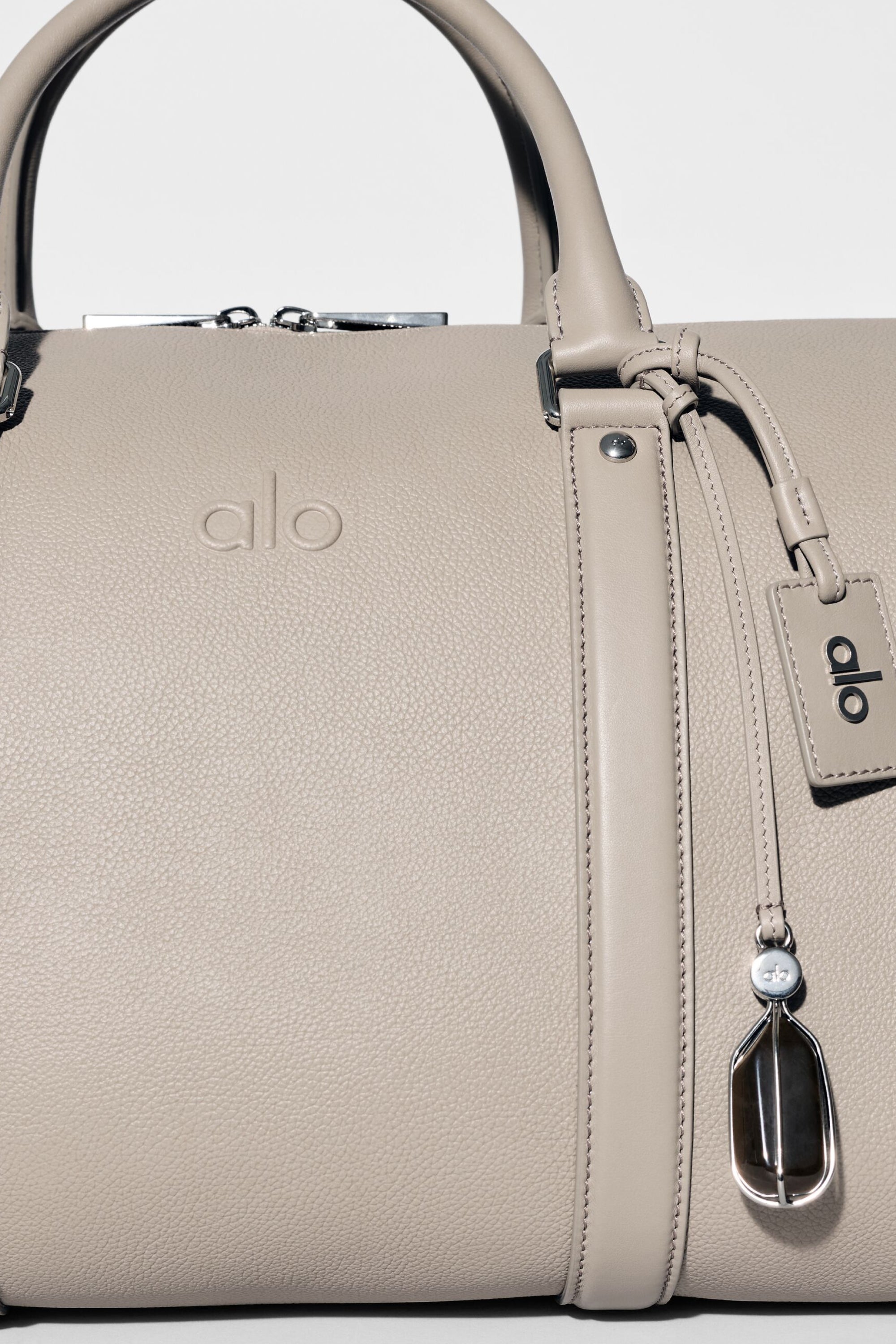 ALO Voyage Duffle - Gravel Leather — photo 4