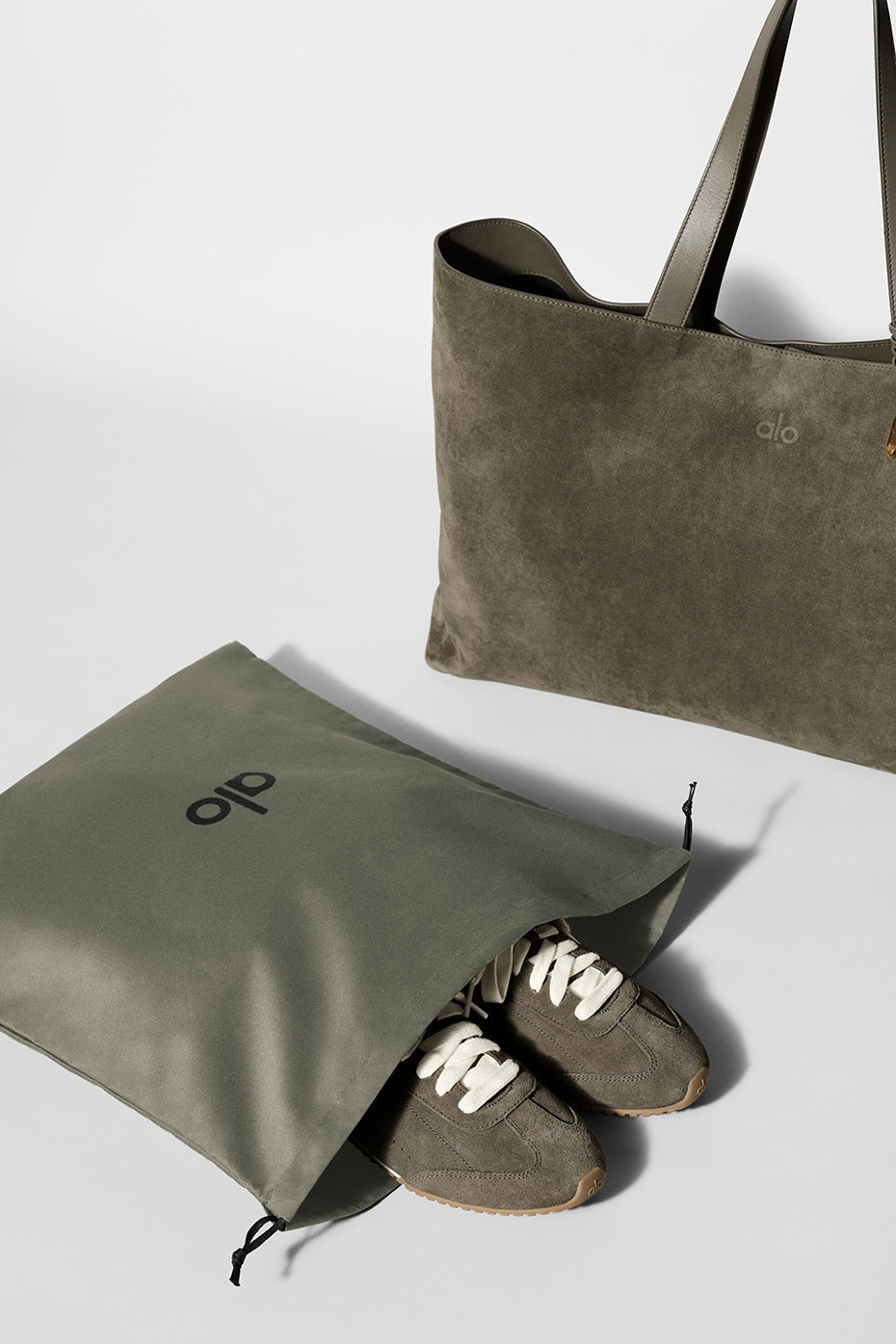 ALO Tranquility Tote - Olive Tree Suede — photo 7