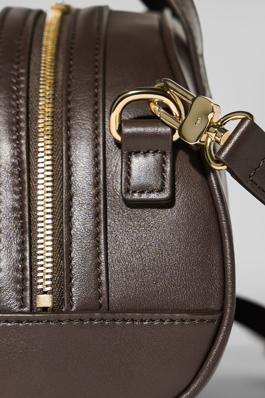 ALO Mini Odyssey - Espresso Leather — photo 5