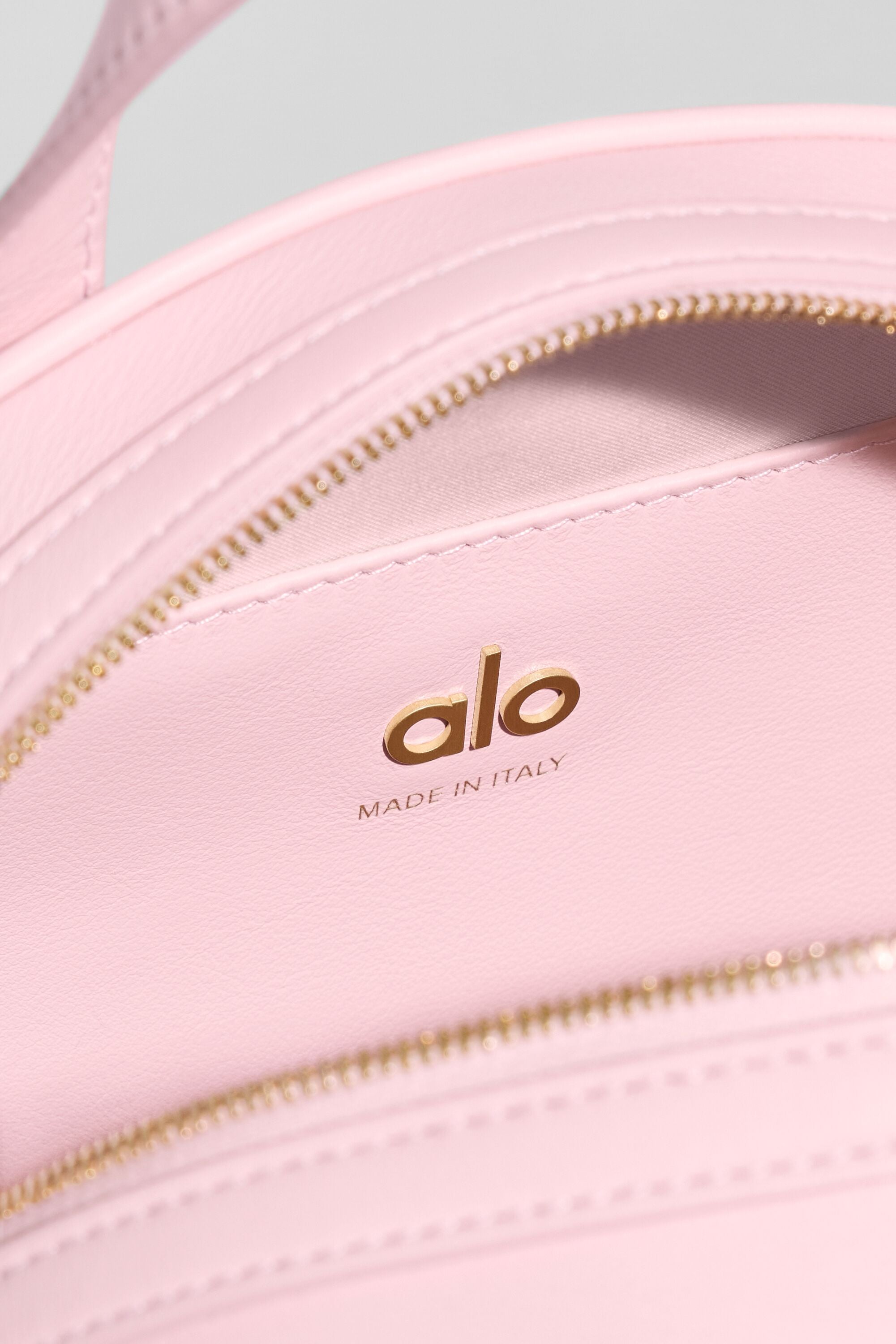 ALO Mini Odyssey - Sundrenched Pink Leather — photo 5