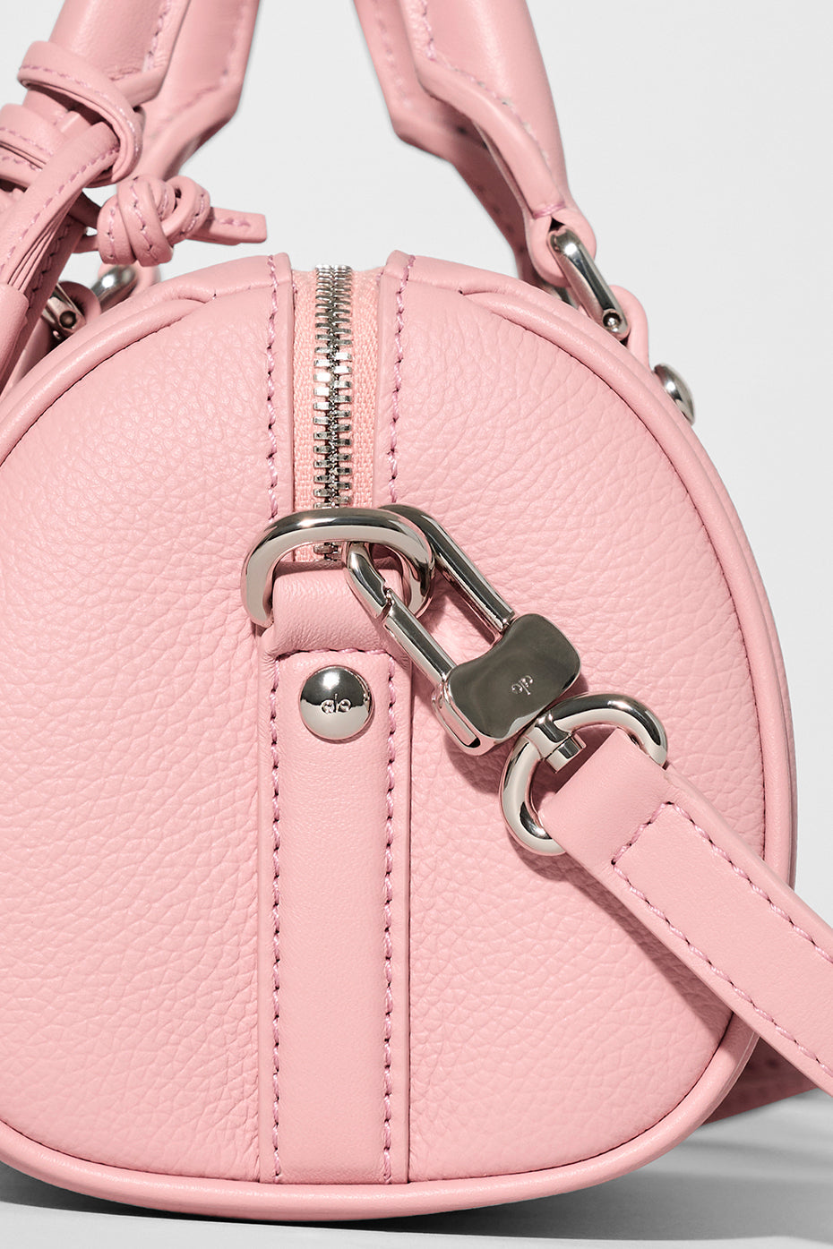 ALO Mini Voyage - Vintage Pink Leather — photo 5