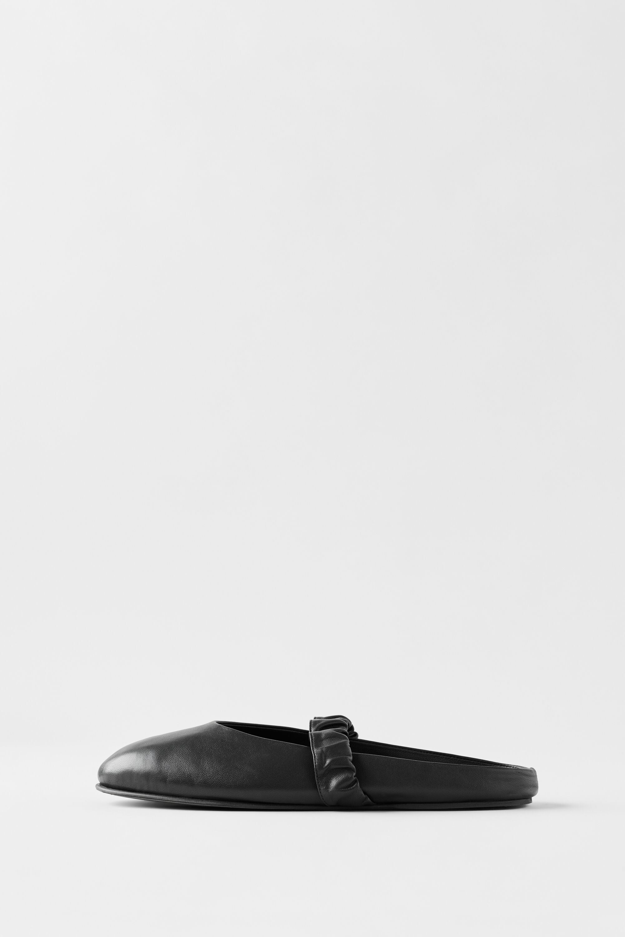 ALO Ballet Mule - Black — photo 3