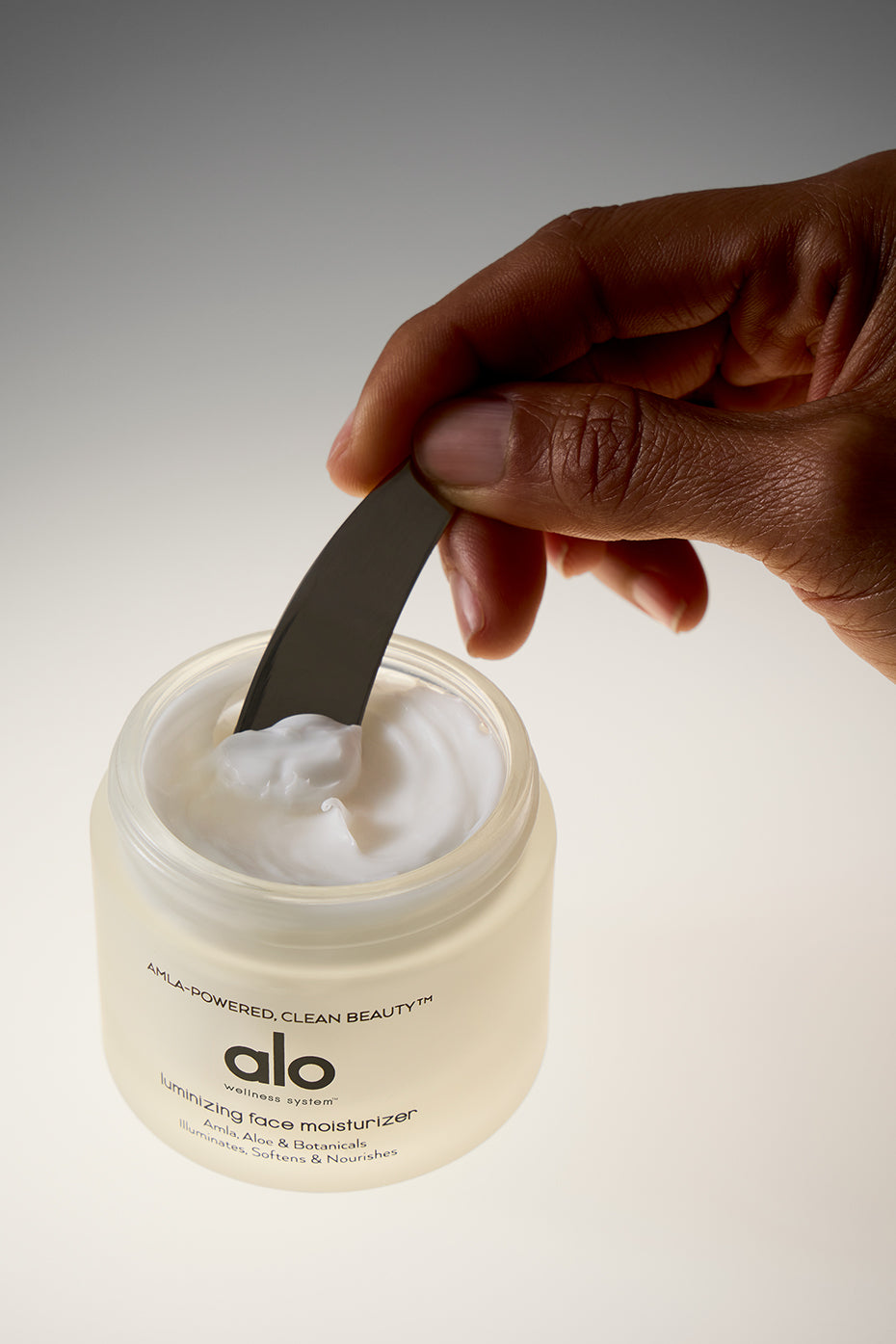 Luminizing Face Moisturizer — photo 3