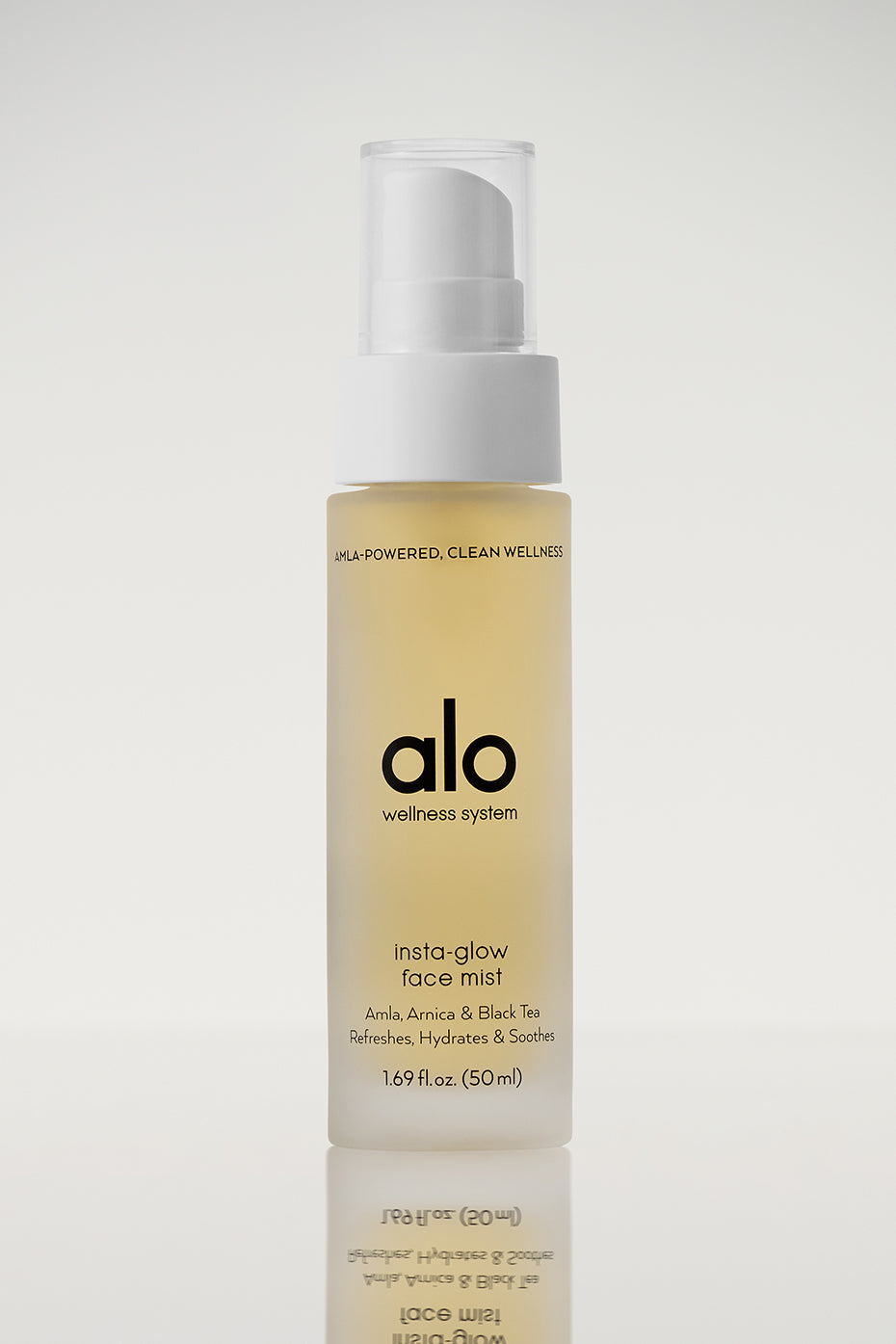 Insta-Glow Face Mist — photo 1