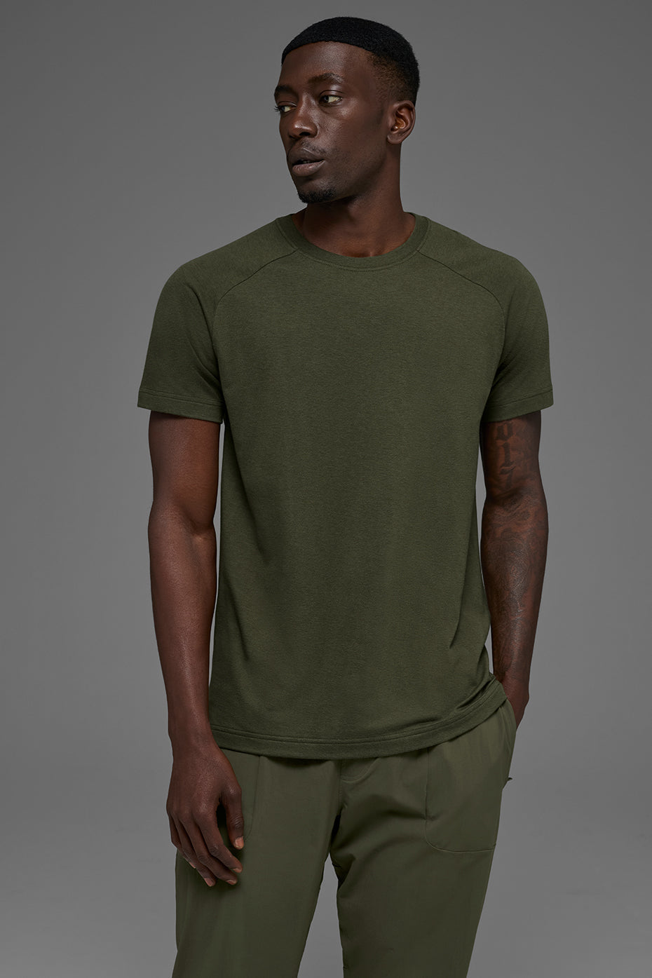Triumph Raglan Tee - Green Olive — photo 1
