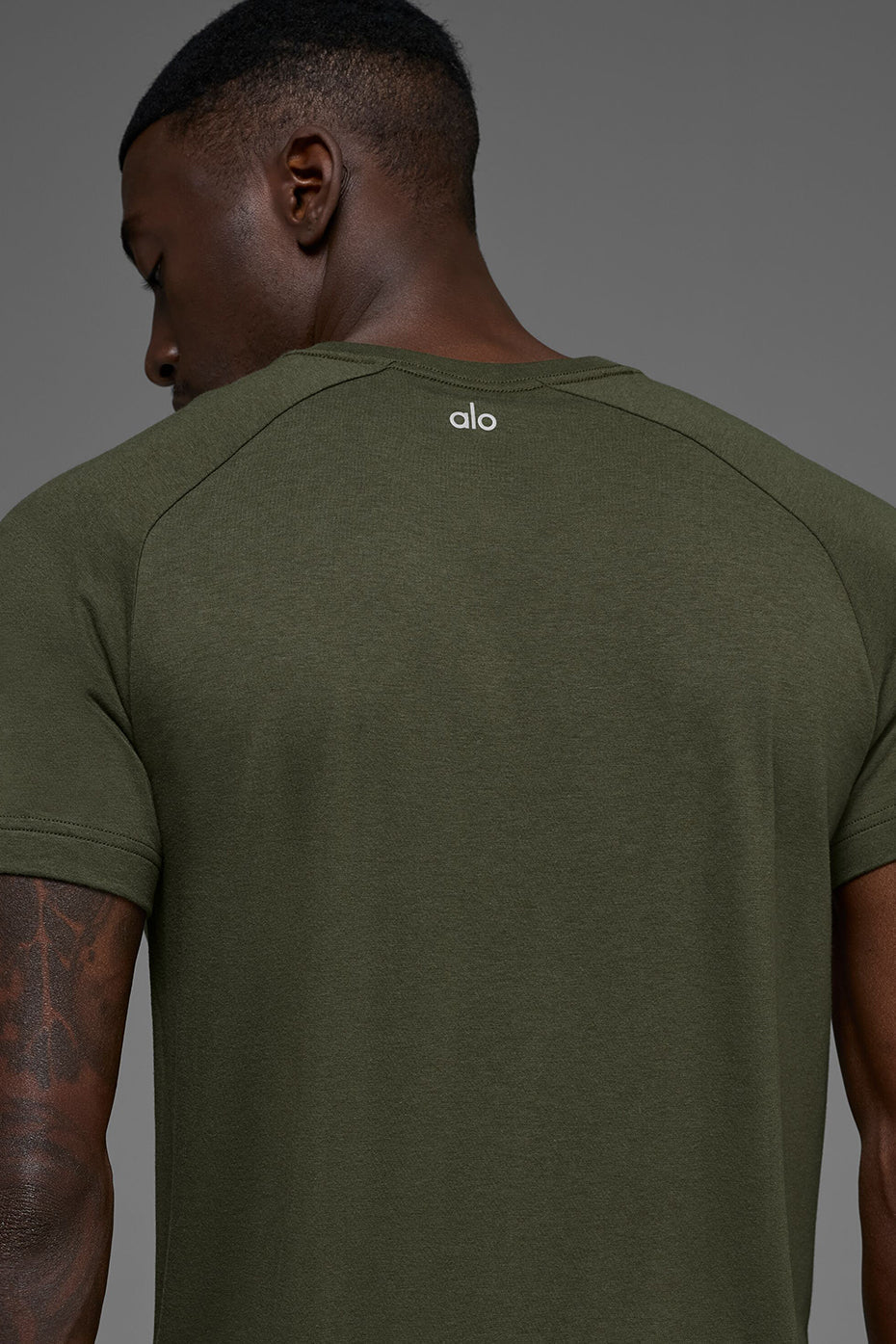 Triumph Raglan Tee - Green Olive — photo 2