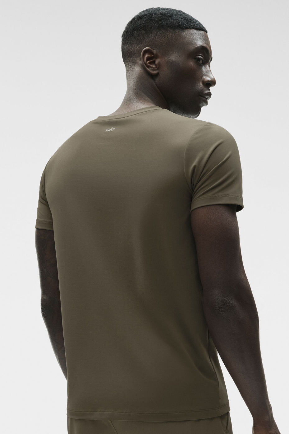 Conquer Reform Crewneck Short Sleeve - Olive Tree — photo 2