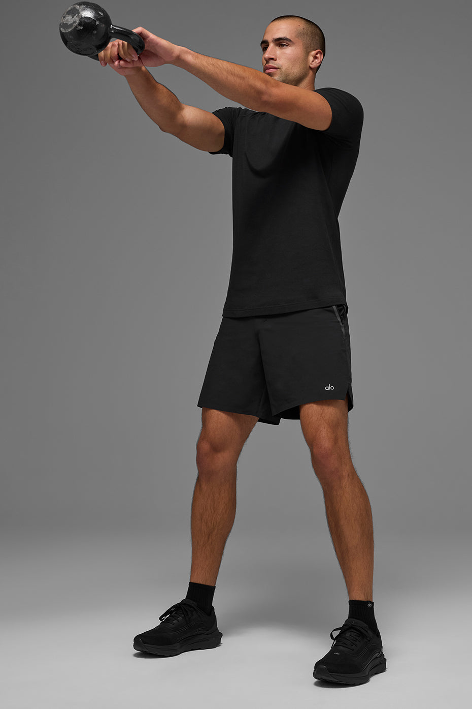 ALO Vapor Crewneck Short Sleeve - Black — photo 5