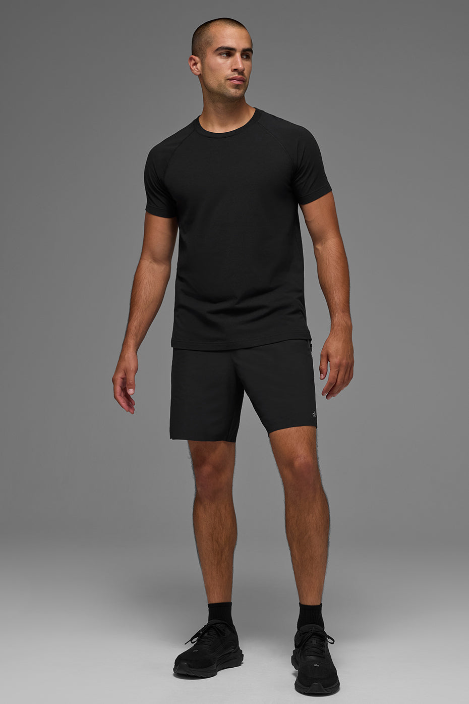 ALO Vapor Crewneck Short Sleeve - Black — photo 6