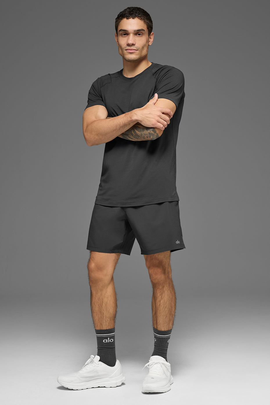 ALO Vapor Crewneck Short Sleeve - Anthracite — photo 5