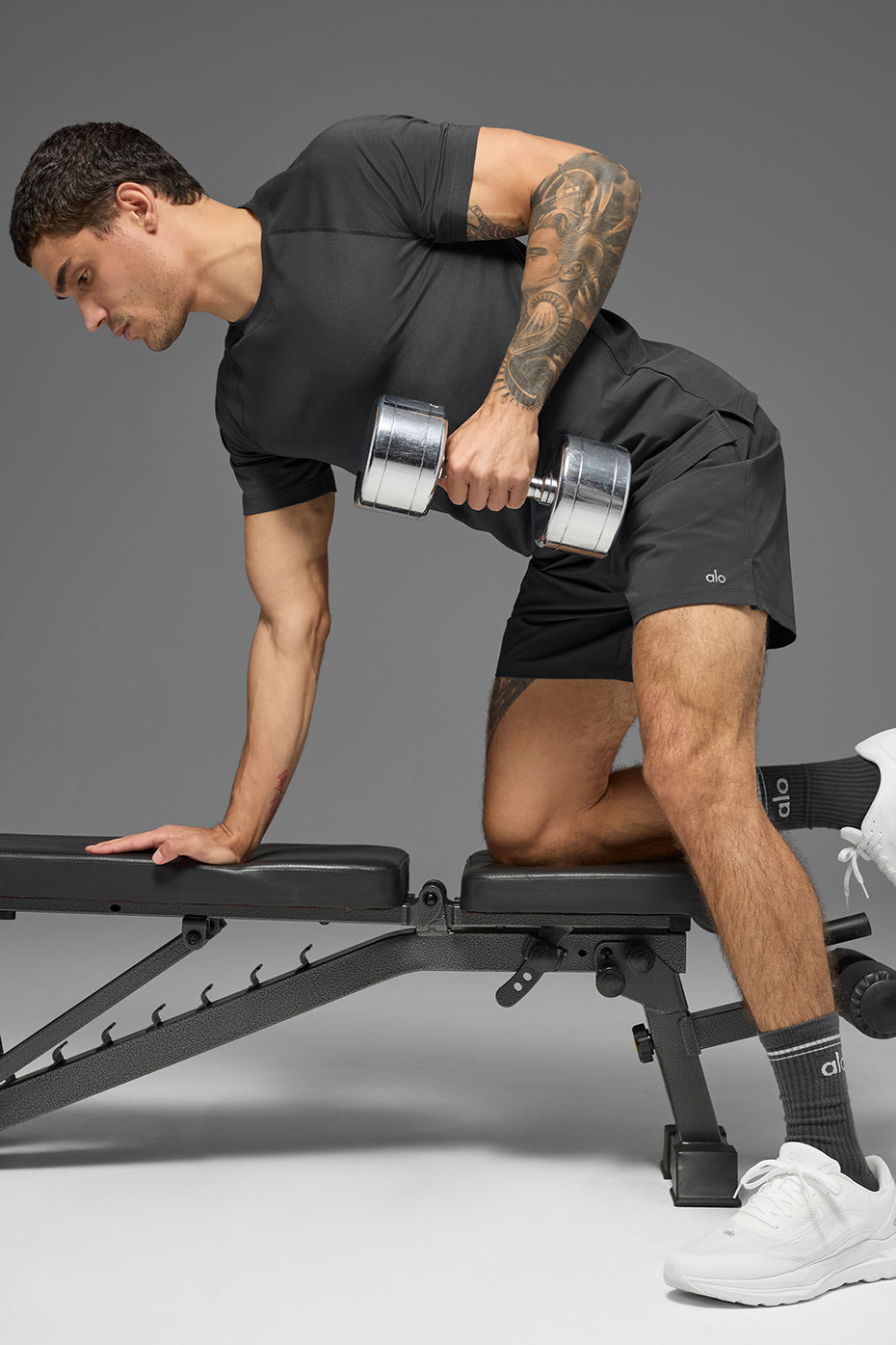 ALO Vapor Crewneck Short Sleeve - Anthracite — photo 4