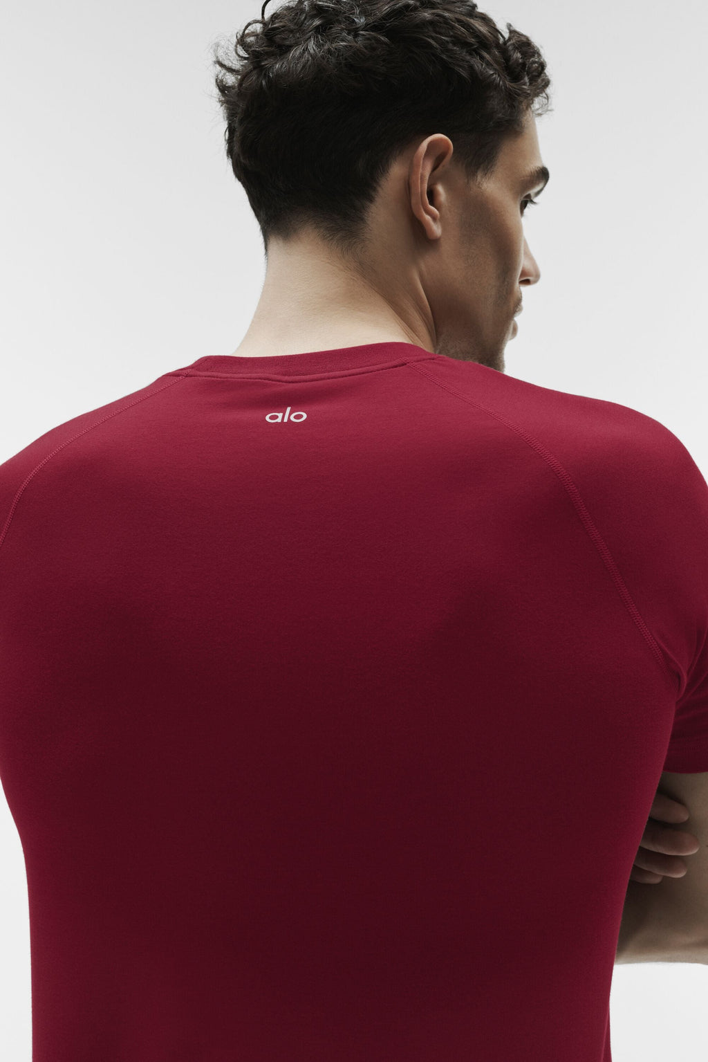 ALO Vapor Crewneck Short Sleeve - Garnet — photo 3