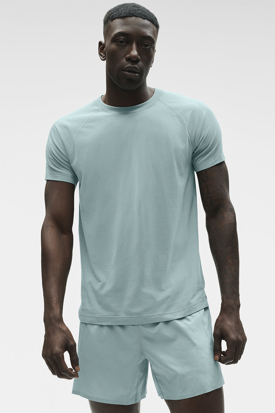 ALO Vapor Crewneck Short Sleeve - Desert Sage — photo 2