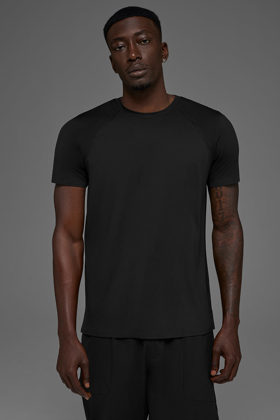 Idol Crewneck Short Sleeve - Black — photo 3