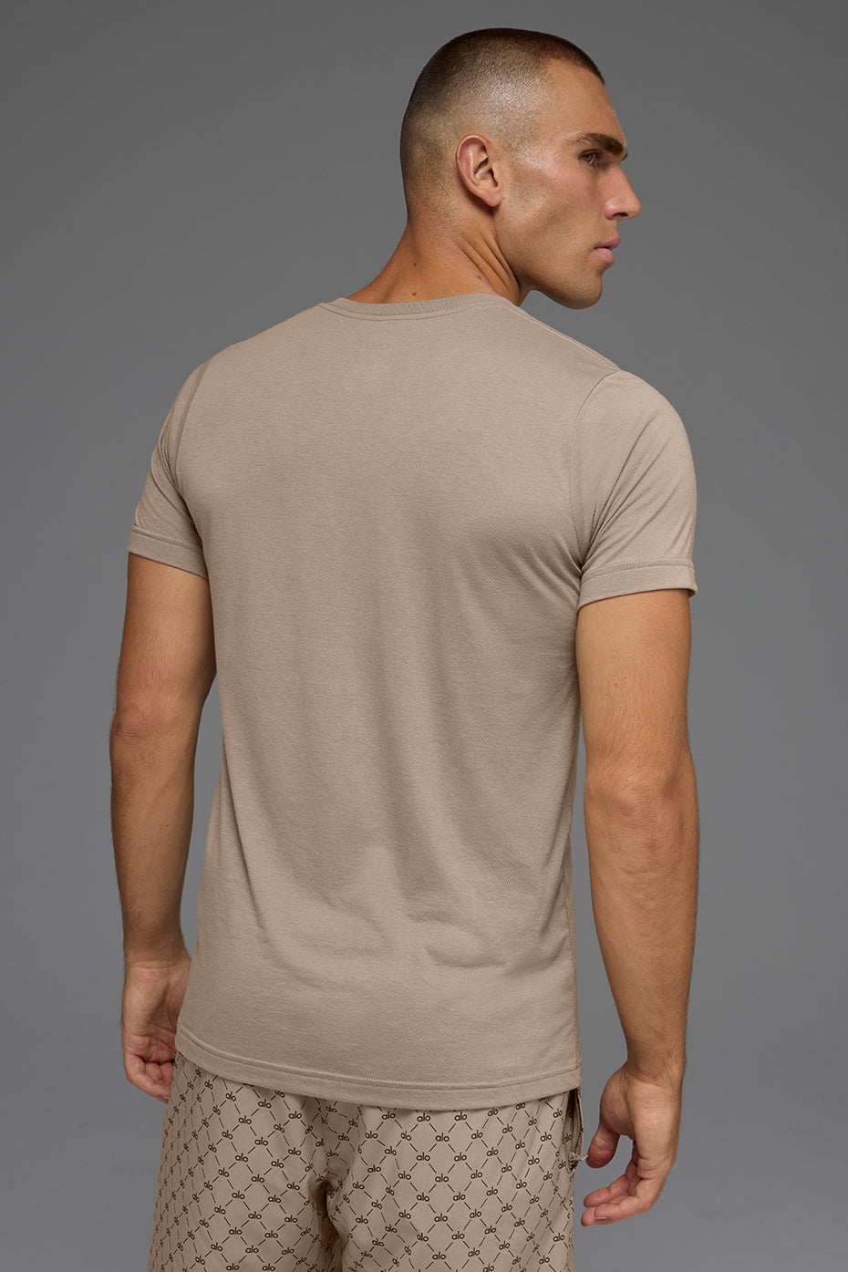 Triumph Tee - Gravel — photo 3