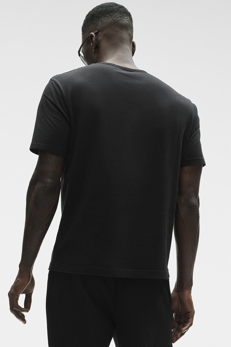 Essential Short Sleeve Street Tee - Black — photo 4
