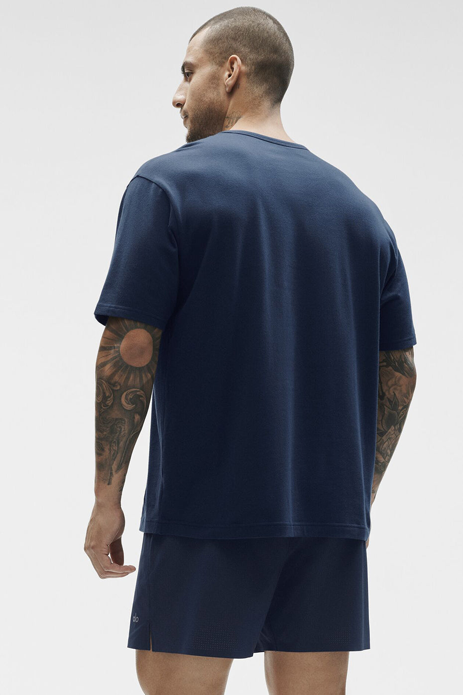 Essential Short Sleeve Street Tee - Navy — photo 4
