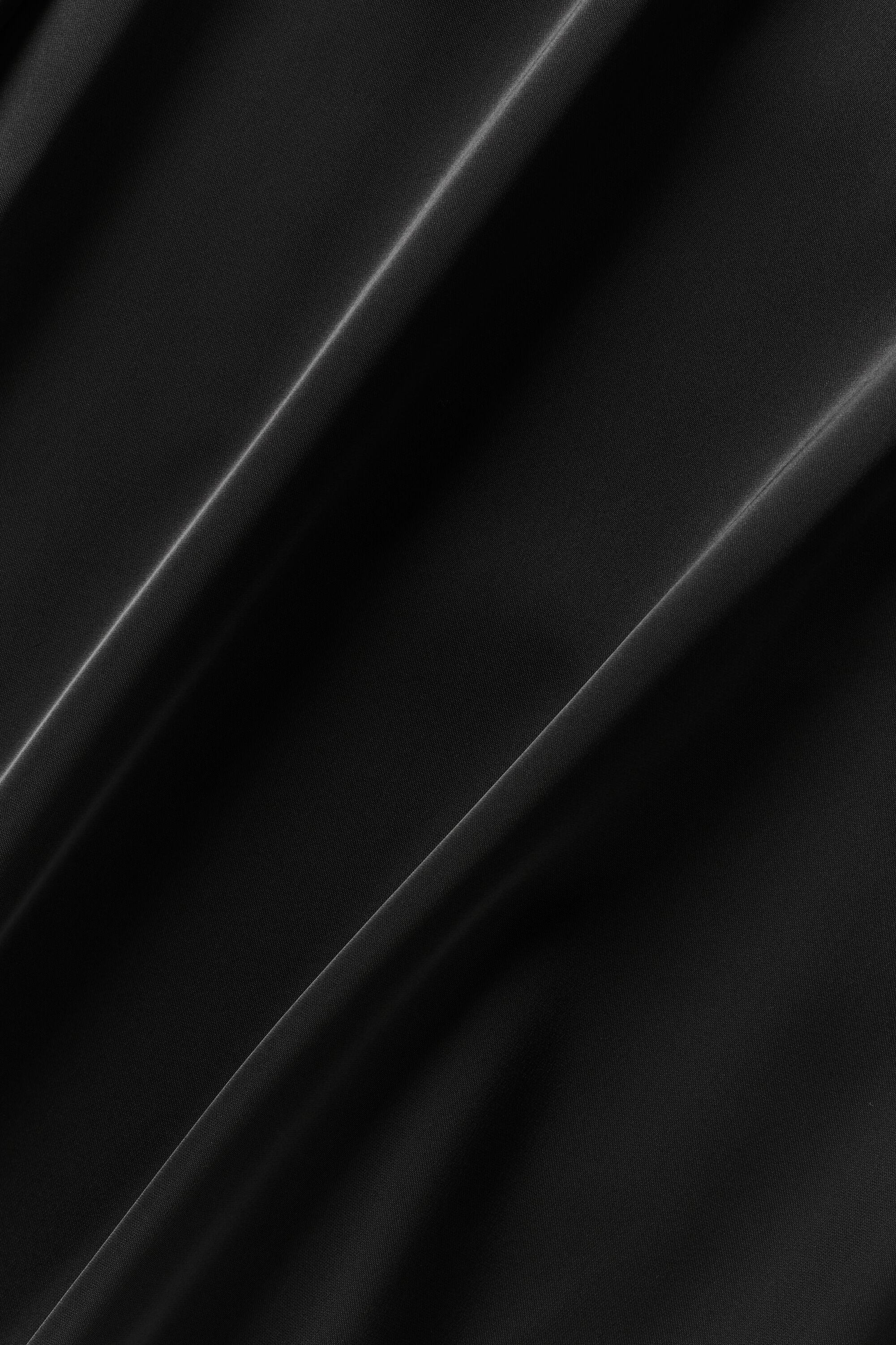 Satin Horizon Short Sleeve Button Up - Black — photo 7