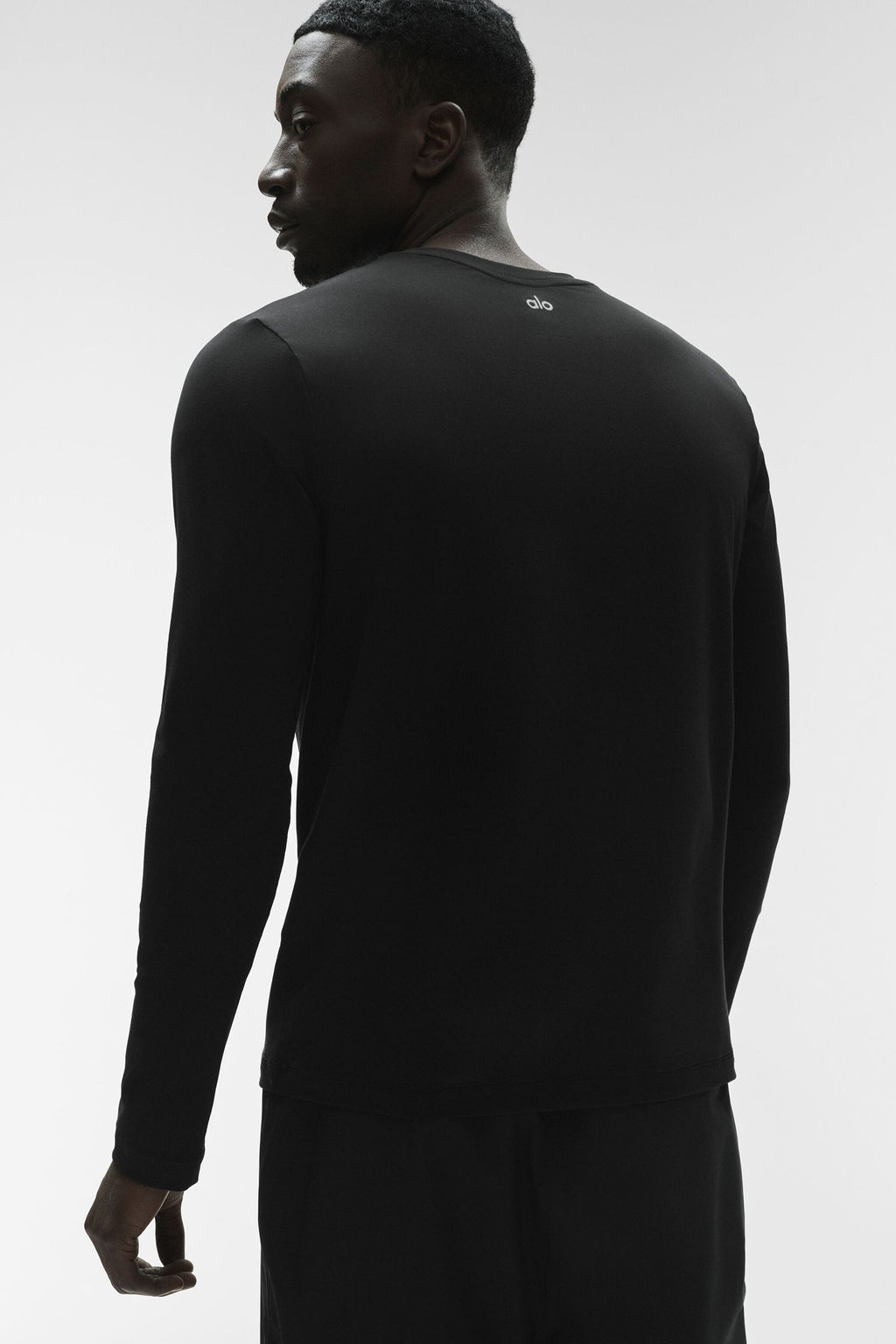 Conquer Reform Crewneck Long Sleeve - Black — photo 4