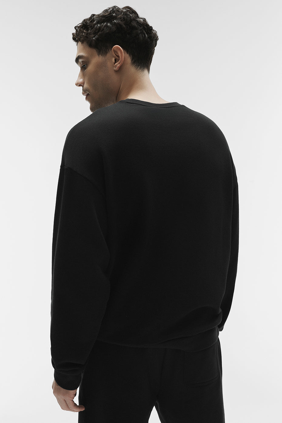 Chill Crew Neck Pullover - Black — photo 3
