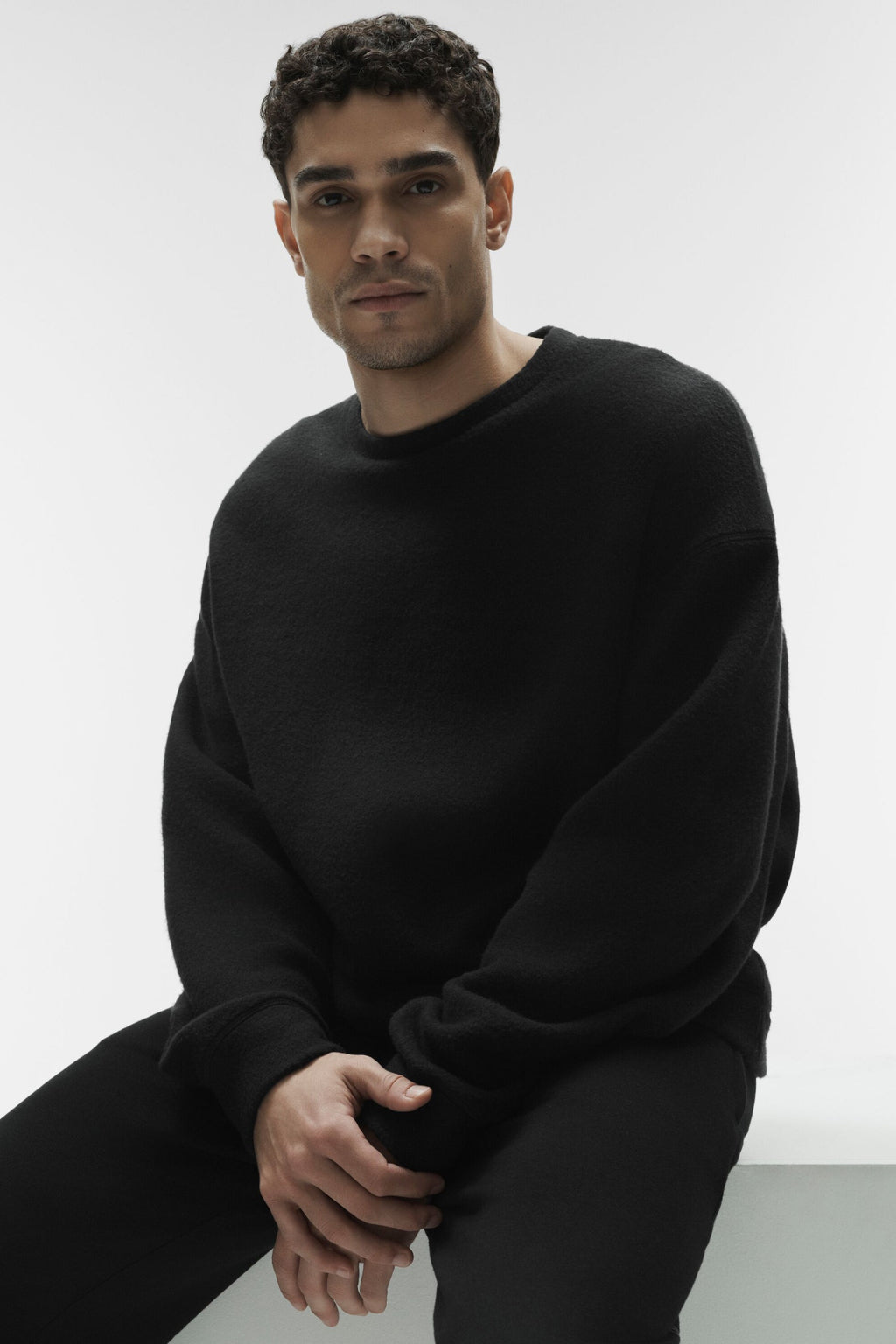 Triumph Restore Crew Neck Sweatshirt - Black — photo 1