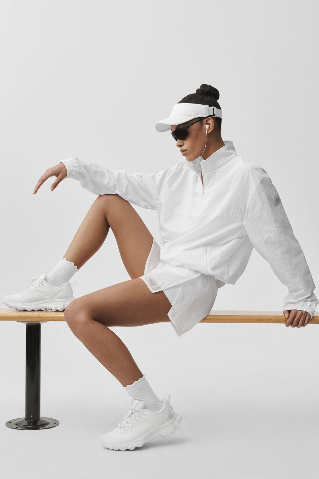 Light Weight Takeaway Track Pullover - White — photo 4
