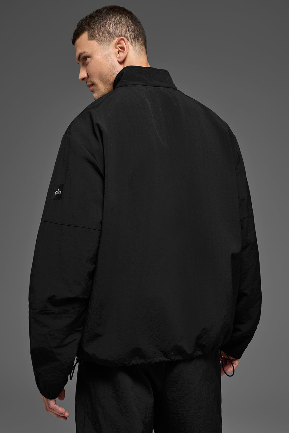 Light Weight Takeaway Track Pullover - Black — photo 3
