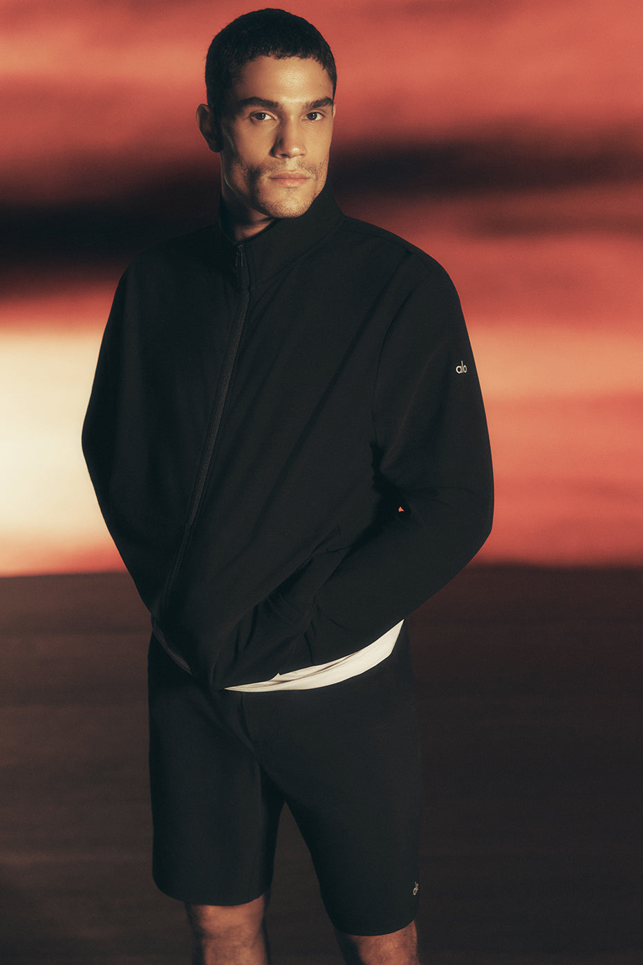 Conquer Max Mock Neck Full Zip - Black — photo 1