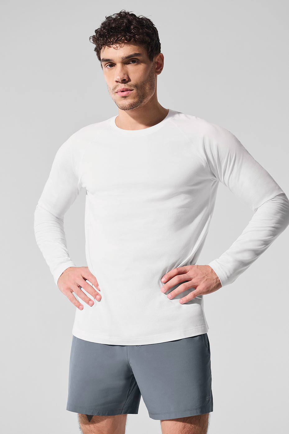 ALO Vapor Crewneck Long Sleeve - White — photo 1