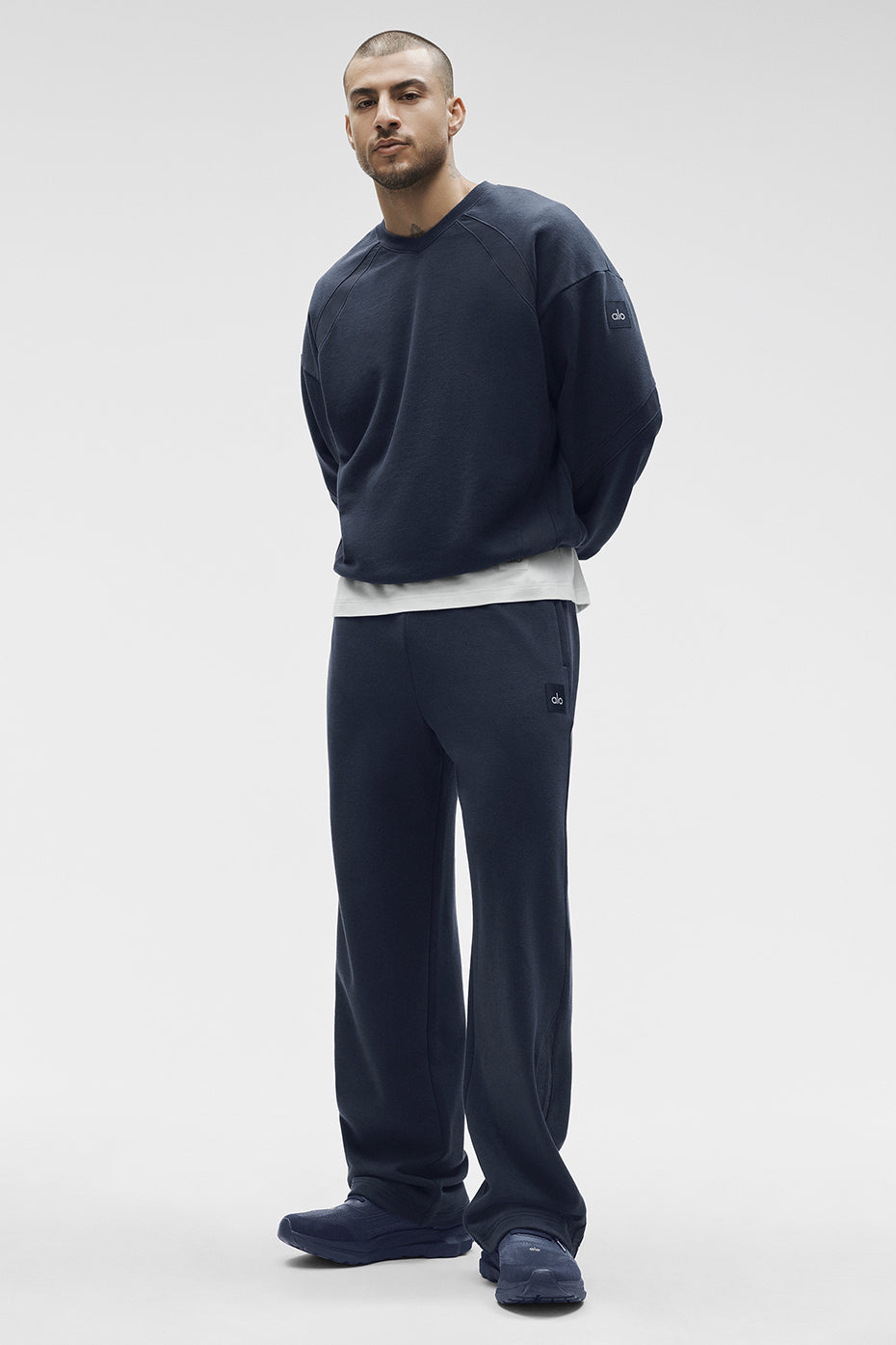 Field Crew Neck Sweatshirt - Navy — photo 5
