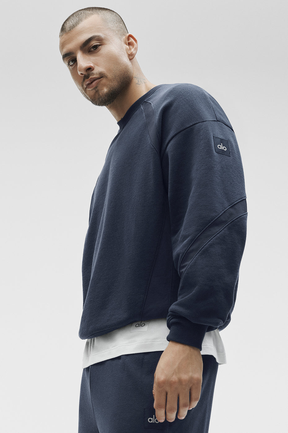 Field Crew Neck Sweatshirt - Navy — photo 3