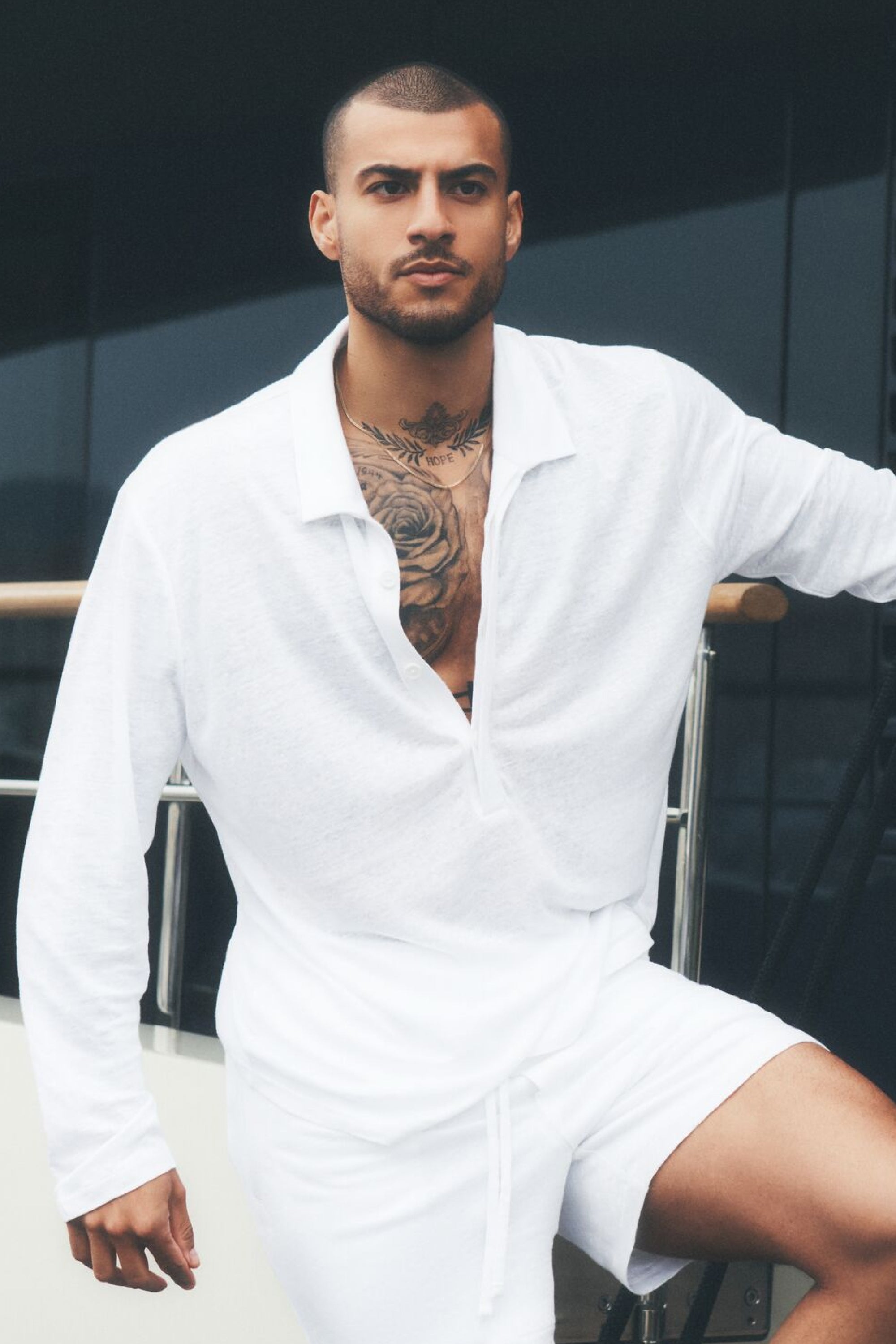 Linen Jersey Coastal Long Sleeve Pullover - White — photo 1