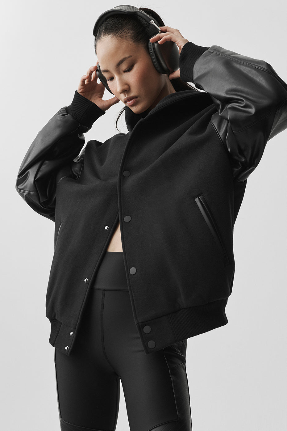 Select Hooded Bomber Jacket - Black — photo 1