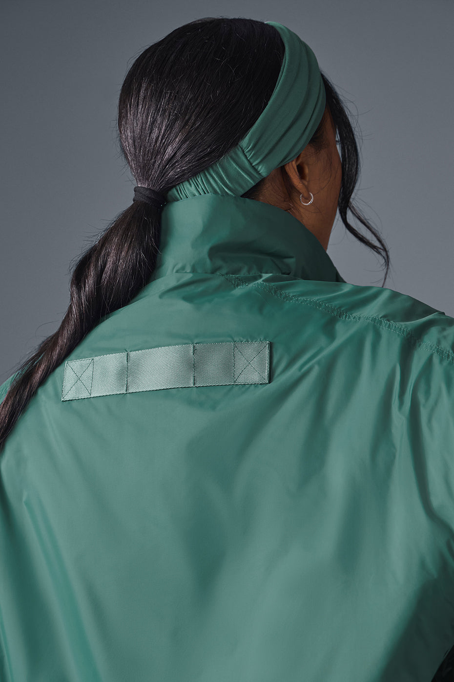 Latitude Light Weight 1/2 Zip Pullover Jacket - Winter Ivy — photo 5