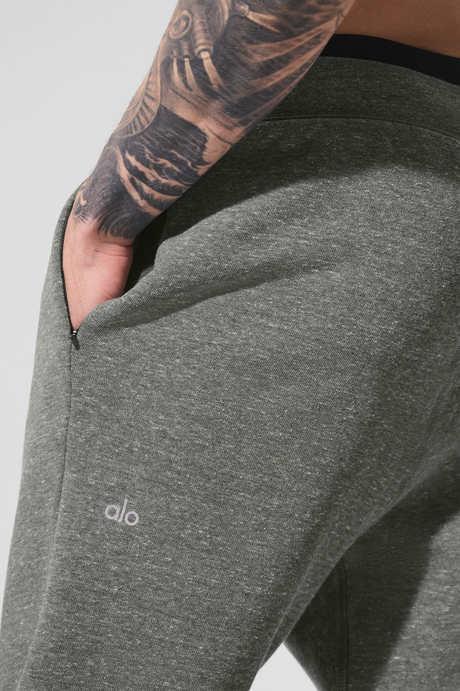 The Triumph Sweatpant - Grey Triblend — photo 4